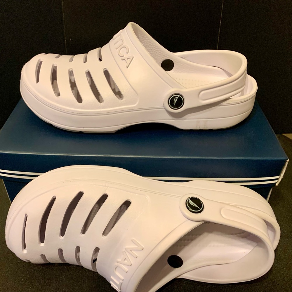 Nautica White Vented Slip-On Clogs with Heel Strap Size 8